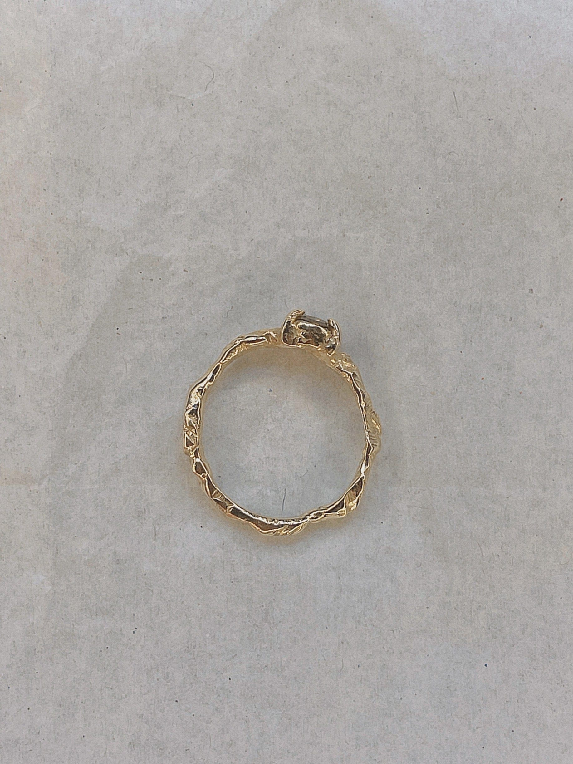 C -ET- C Cair Vie Ring