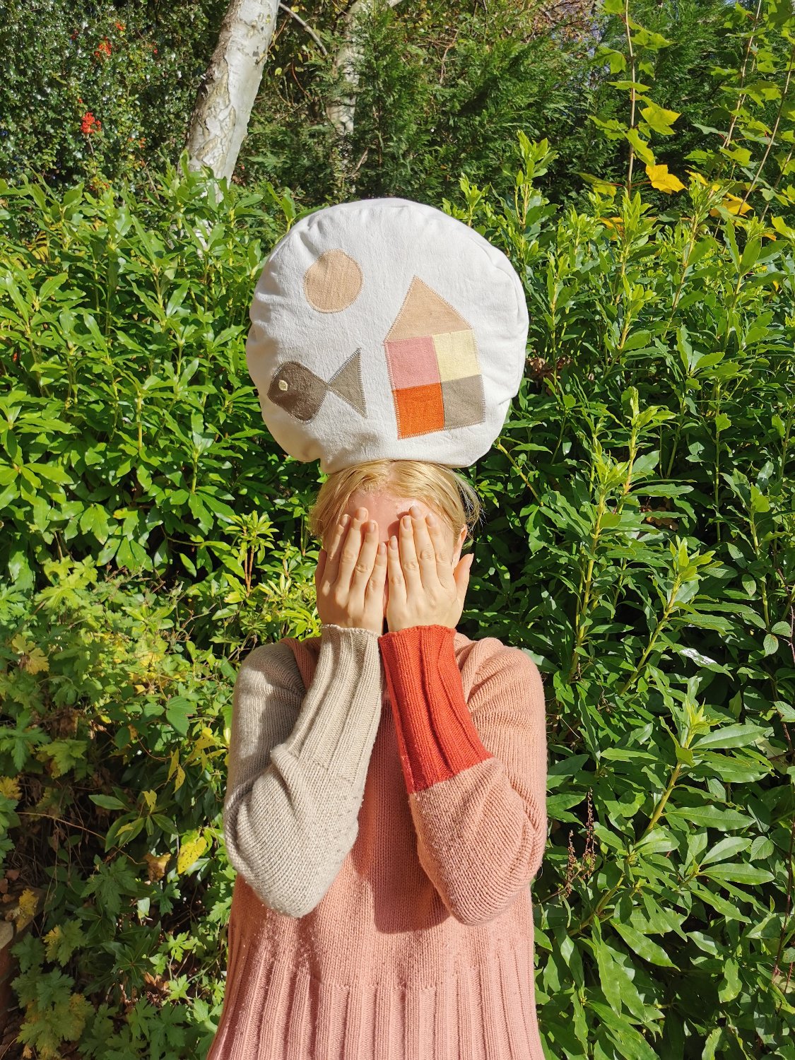 C -ET- C cushion Hilma Cush