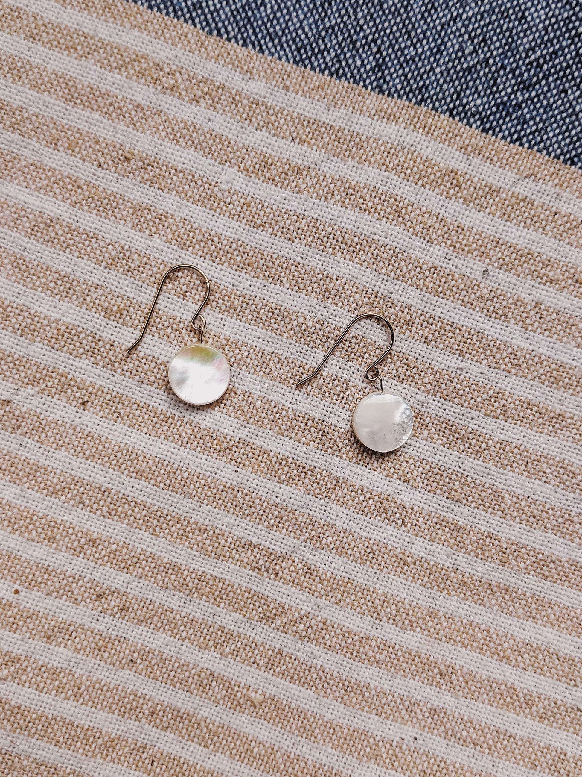 COUPER -ET- COUDRE earrings Solene - 9ct Gold Mother of Pearl Drop Earrings