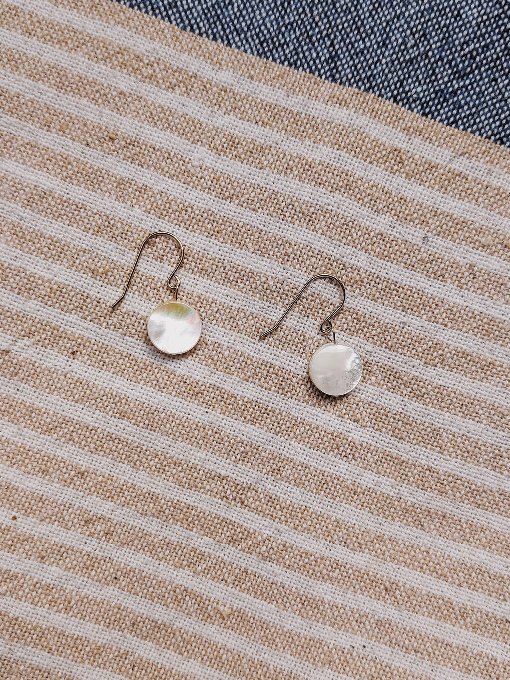 COUPER -ET- COUDRE earrings Solene - 9ct Gold Mother of Pearl Drop Earrings