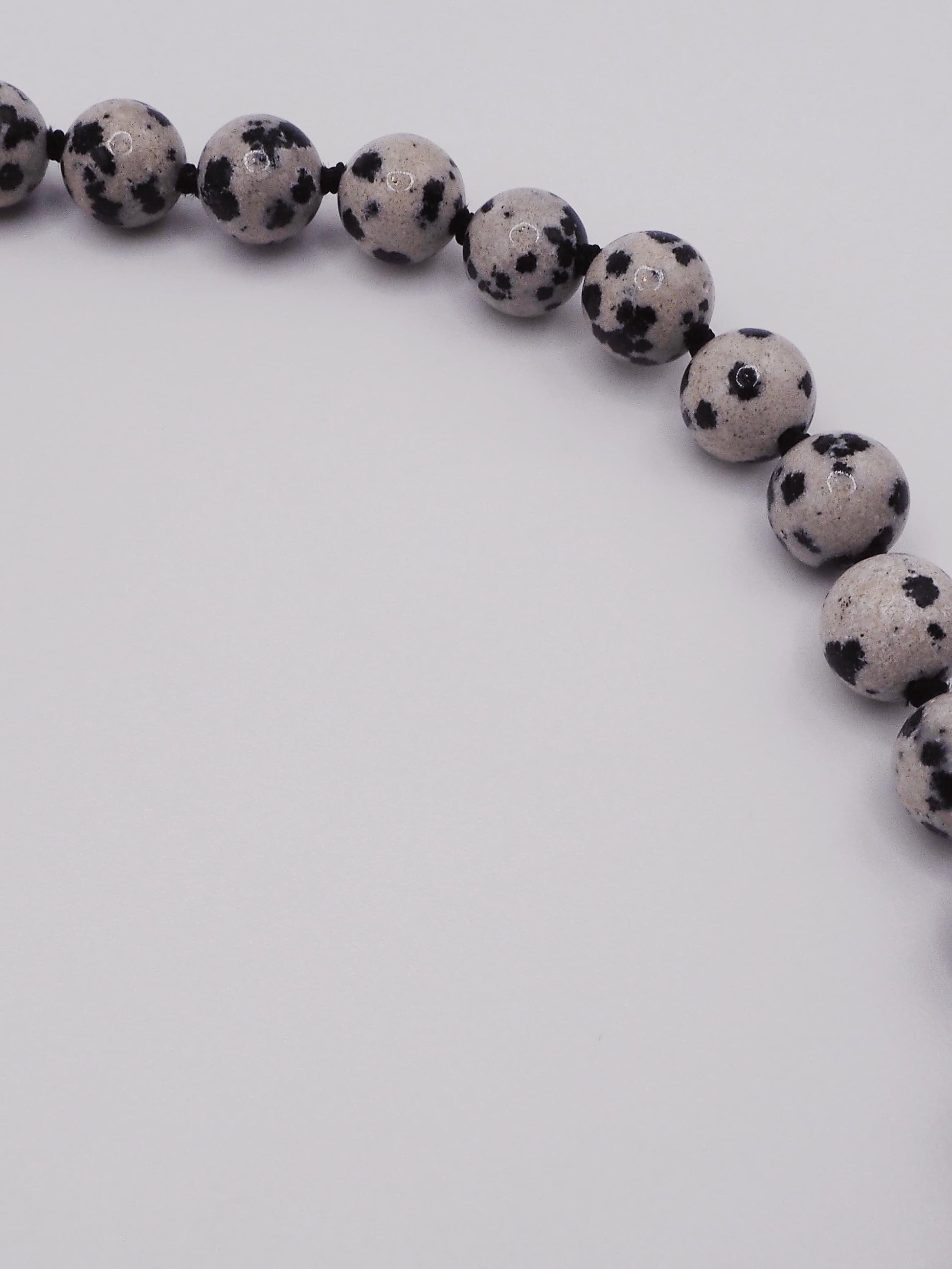 COUPER -ET- COUDRE Necklace Nova - Dalmation Jasper Necklace